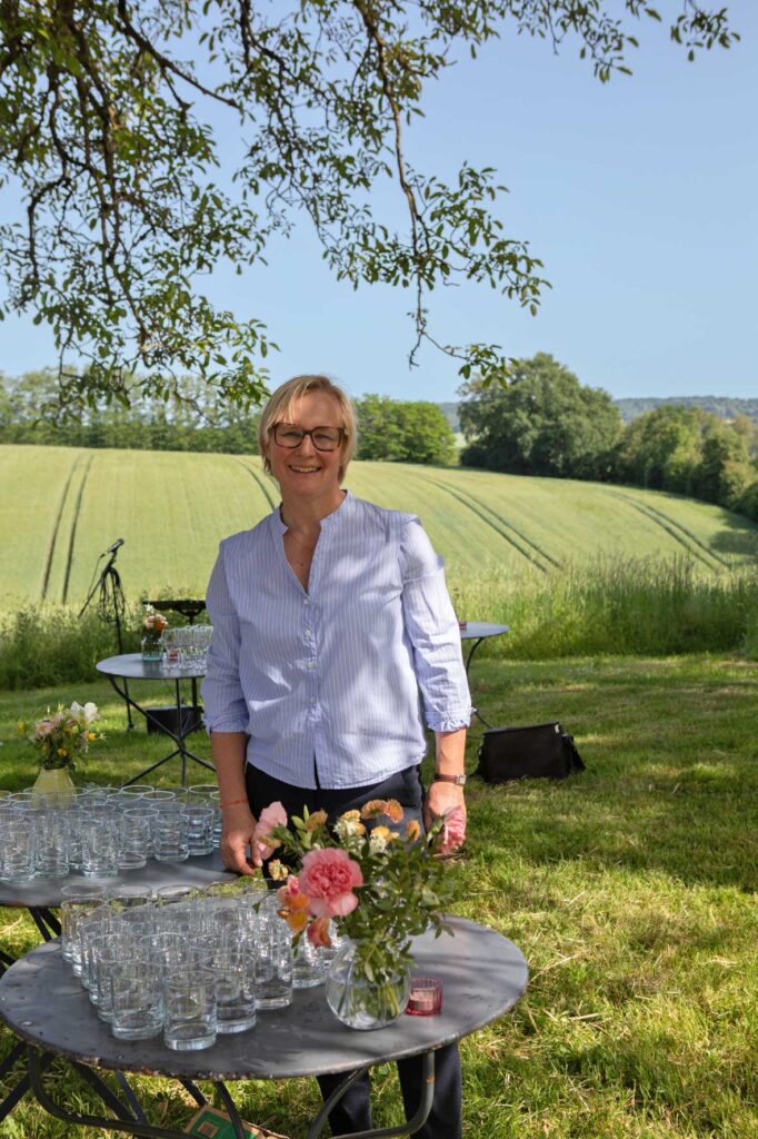 Portraits de mariés dans le Perche au Domaine des Écuries