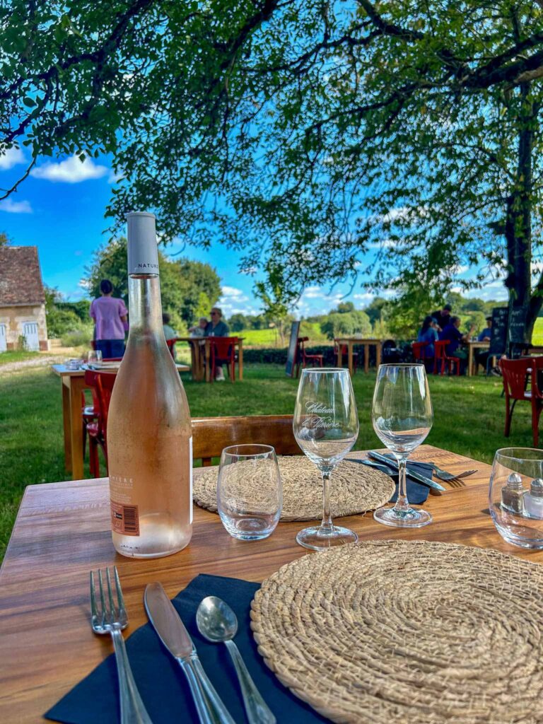 Privatisation du Bistrot des Écuries pour un anniversaire dans le Perche