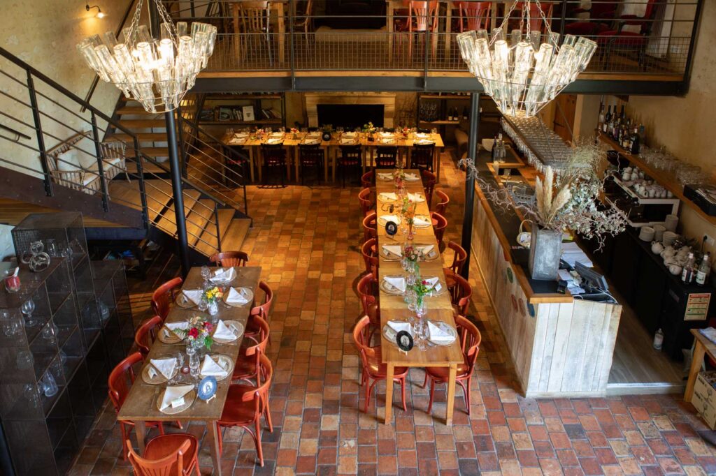 Ambiance de salle au Domaine des Écuries